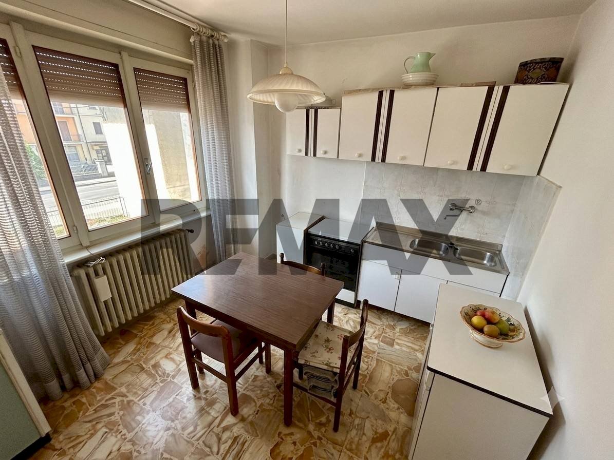 Sala da pranzo - Casa semi indipendente via della Repubblica
30, Endine Gaiano - foto 3