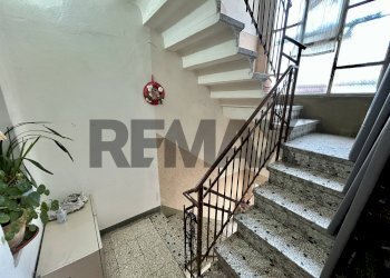 Scale - Casa semi indipendente via  della Repubblica
 
30, Endine Gaiano - foto 9
