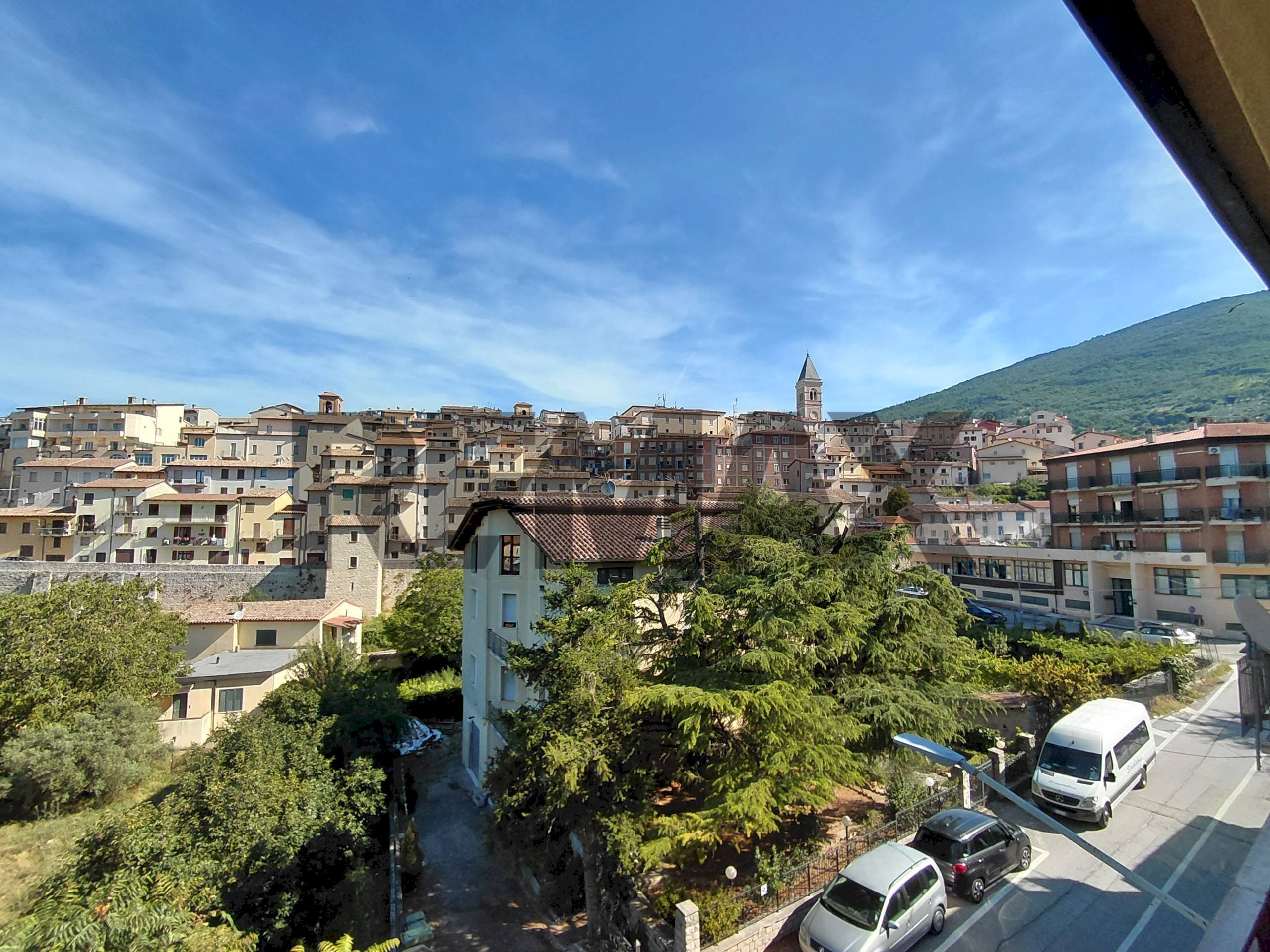 Edificio all\'aperto - Three-room apartment Via Matteotti
 
46, Gualdo Tadino - photo 1