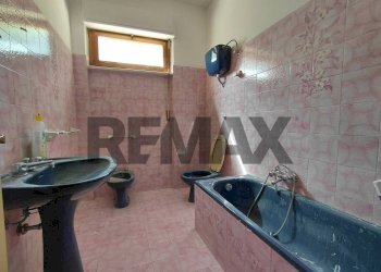 Bagno - Four-room apartment Via Matteotti
46, Gualdo Tadino - photo 4
