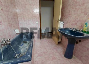 Bagno - Four-room apartment Via Matteotti
46, Gualdo Tadino - photo 5