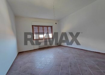 Stanza vuota - Four-room apartment Via Matteotti
46, Gualdo Tadino - photo 7