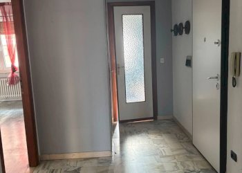 Foto 2 - Trilocale Via Trinità
 
12, Santena - foto 2