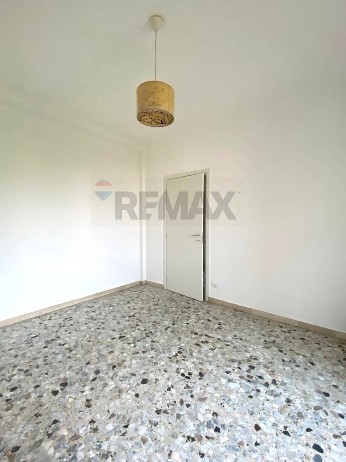 Stanza vuota - Two-room apartment Piazza Tirana
12, Milano - photo 3
