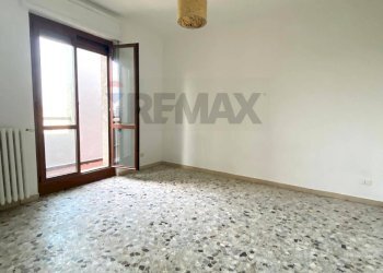 Stanza vuota - Two-room apartment Piazza Tirana
12, Milano - photo 2
