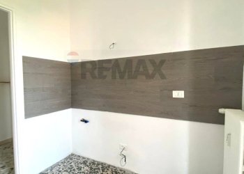 Stanza vuota - Two-room apartment Piazza Tirana
12, Milano - photo 6