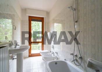 Bagno - Quadrilocale Via Montegrappa
 
1, Borgo Val di Taro - foto 10