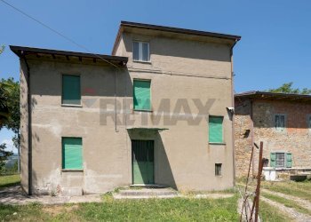 ESTERNO PALAZZINA - Casa indipendente LOCALITA RIVIANO
1, Varano de' Melegari - foto 4