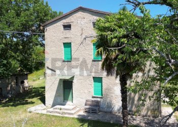 ESTERNO PALAZZINA - Casa indipendente LOCALITA RIVIANO
1, Varano de' Melegari - foto 7