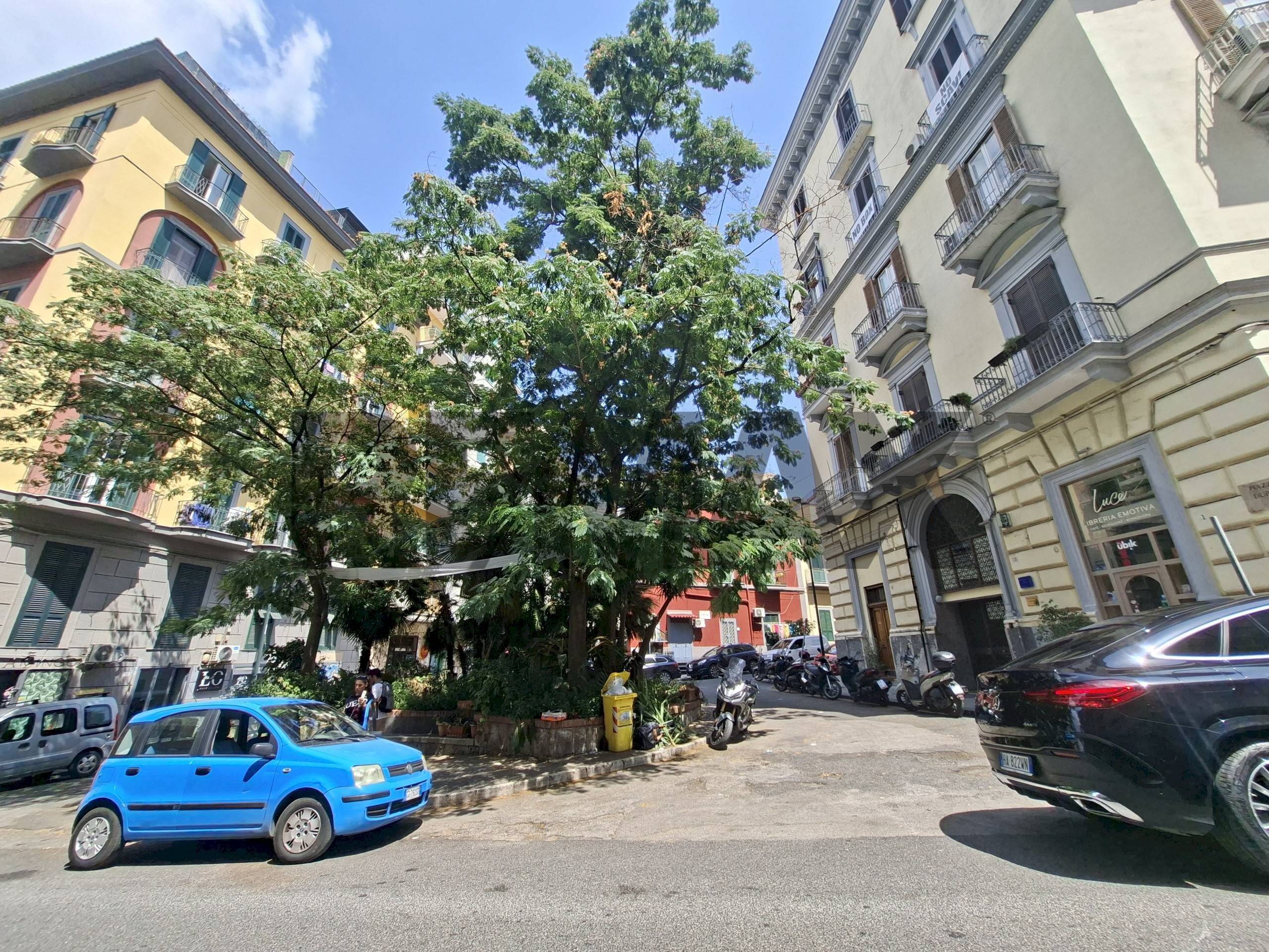 Edificio all\'aperto - One-room apartment Via Torrione San Martino
 
51, Napoli - photo 1