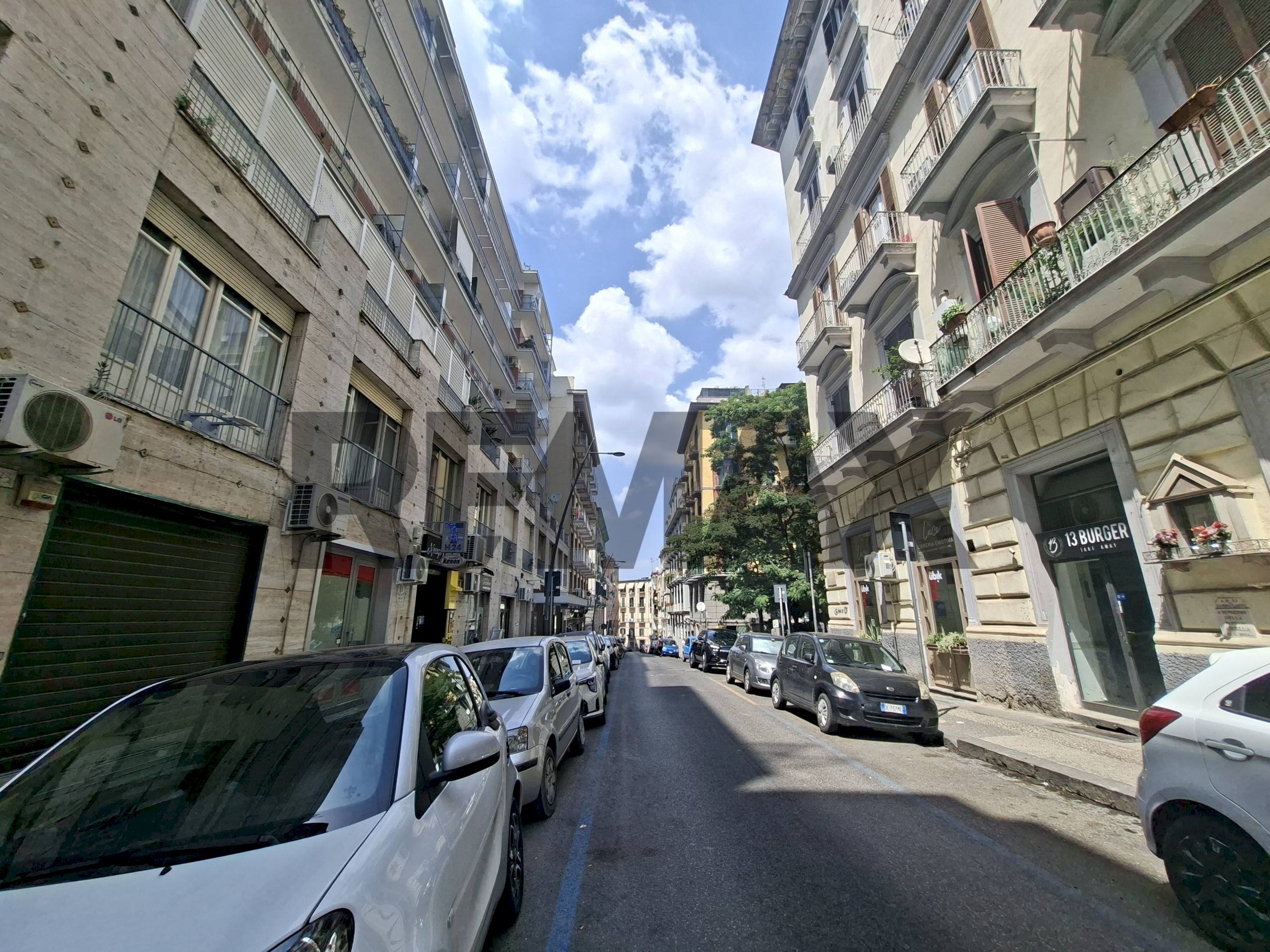 Edificio all\'aperto - One-room apartment Via Torrione San Martino
51, Napoli - photo 3