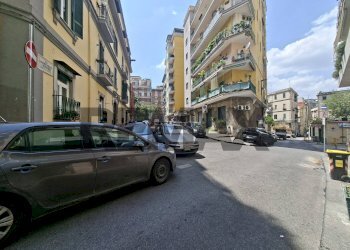 Edificio all\'aperto - One-room apartment Via Torrione San Martino
 
51, Napoli - photo 6