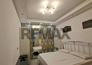 Camera / camera da letto - One-room apartment Via Torrione San Martino
 
51, Napoli - photo 9