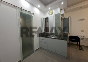 Bagno - One-room apartment Via Torrione San Martino
 
51, Napoli - photo 17