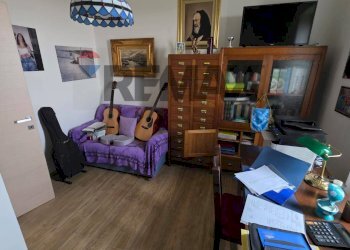 Camera / camera da letto - Trilocale via nuova per tremensuoli
19, Minturno - foto 15