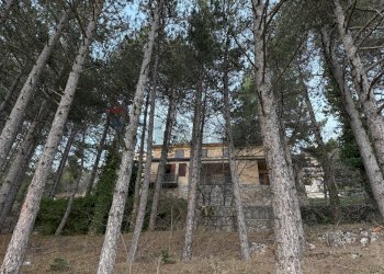 Edificio all\'aperto - Villa VIA PARADISO
 
50, Rivisondoli - photo 32