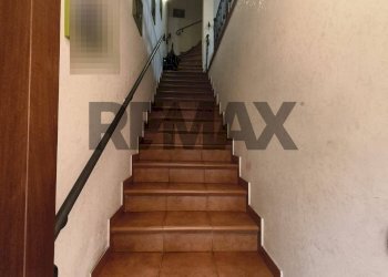 Scale - Independent house via Milano
 
17, Montelepre - photo 5