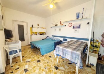 Foto 5 - One-room apartment Lungomare Matteotti
 
17, Borghetto Santo Spirito - photo 5