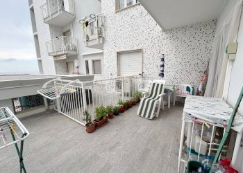 Foto 8 - One-room apartment Lungomare Matteotti
 
17, Borghetto Santo Spirito - photo 8
