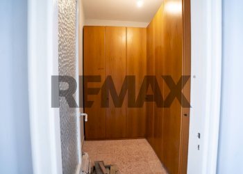 Hall / corridoio - Apartment Cortile Aquila
 
13, Lentini - photo 19