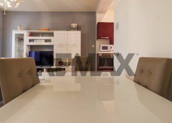 Sala da pranzo - Two-room apartment Via Marsala
 
12, Busto Arsizio - photo 8