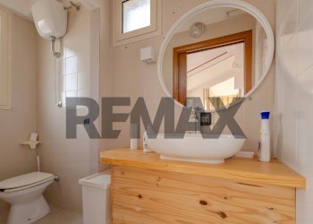 Bagno - Villa Contrada Tenente
 
Snc, Sannicandro di Bari - photo 37