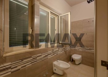 Bagno - Villa Contrada Tenente
 
Snc, Sannicandro di Bari - photo 45