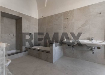 Bagno - Independent house Piazza del Popolo
14, Alberobello - photo 28