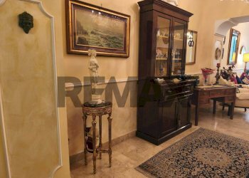 Hall / corridoio - Appartamento Corso Vittorio Emanuele
 
178, Napoli - foto 4