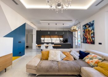 Foto 1 - Quadrilocale via peirogallo
 
29, Sanremo - foto 1
