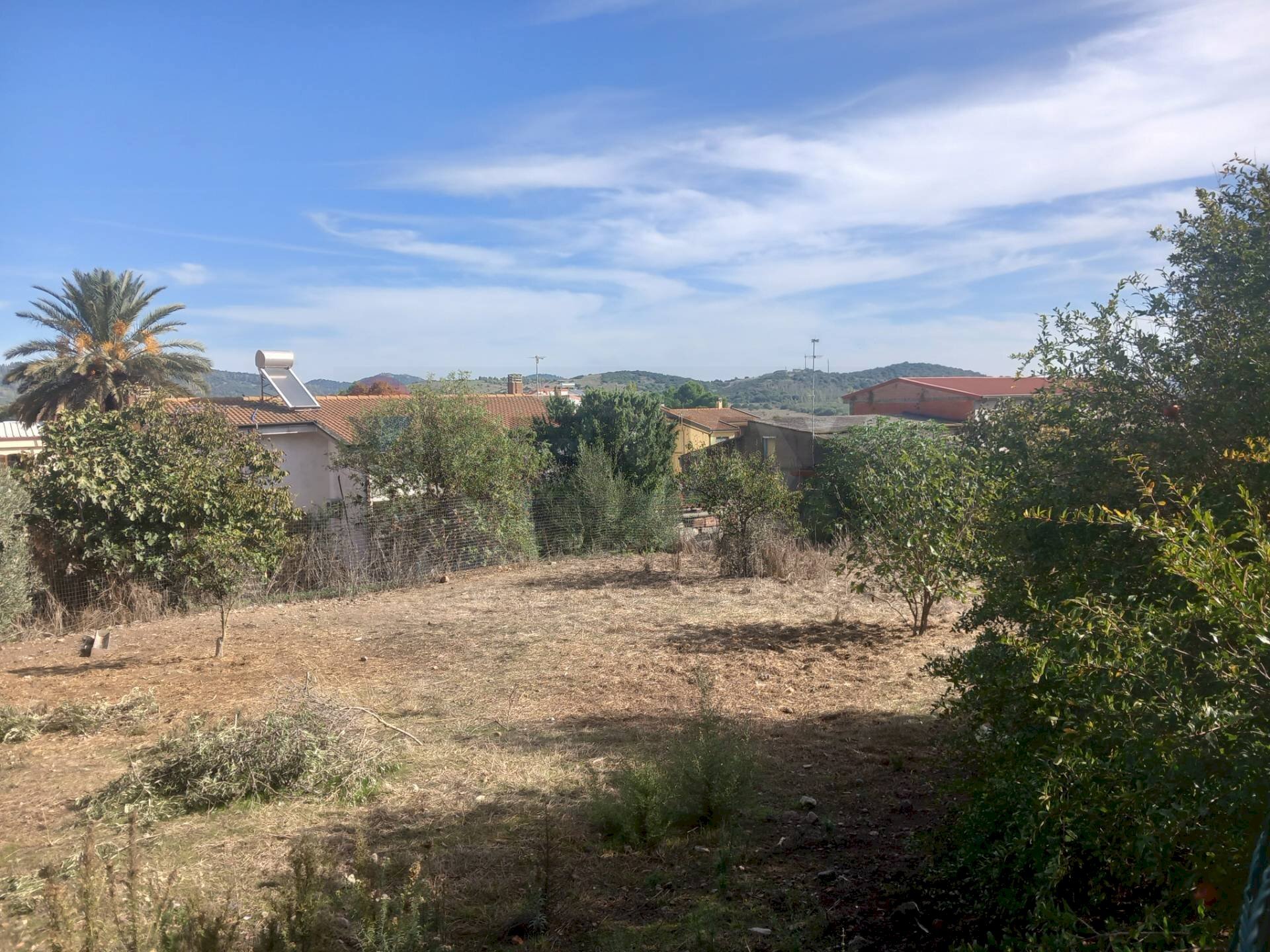 Vista delle montagne - Terreno edificabile Via Grazia Deledda
 
10, Siliqua - foto 1