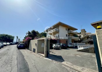 Foto 1 - Bilocale Via Vampolieri
 
50, Aci Castello - foto 1