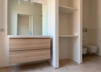 Bagno - Attic corso del Rinascimento, 8, Roma (neighborhood Centro Storico) - photo 16