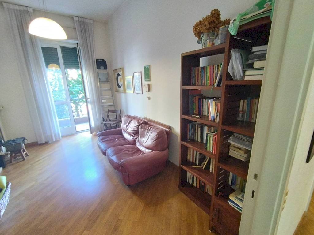 Studio - Two-room apartment piazza Sant'Agostino, 4, Milano (neighborhood San Vittore) - photo 3