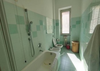 Bagno - Bilocale piazza Sant'Agostino, 4, Milano (zona San Vittore) - foto 29