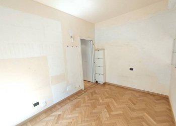 Camera da letto - Three-room apartment via Principe Eugenio, 20, Milano - photo 22