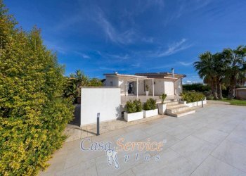 Giardino - Villa contrada Ischera, Casarano - foto 11