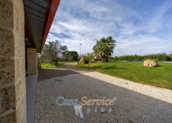 Giardino - Villa contrada Ischera, Casarano - foto 22