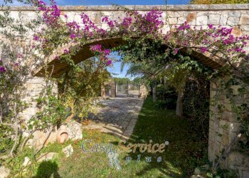 Giardino - Villa contrada Ischera, Casarano - foto 24