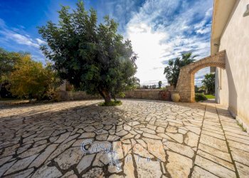 Giardino - Villa contrada Ischera, Casarano - foto 29