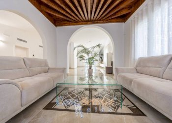 Salone - Villa contrada Ischera, Casarano - foto 40