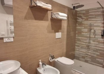 Bagno - Two-room apartment via Giambologna, Bologna (neighborhood Massarenti) - photo 21