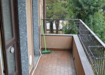 Balcone - Bilocale via Sant'Anna, 51, Parabiago - foto 8