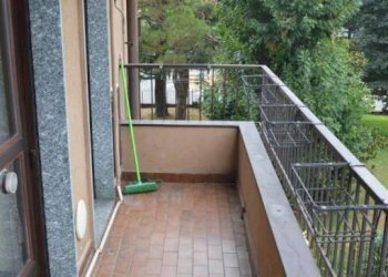 Balcone - Bilocale via Sant'Anna, 51, Parabiago - foto 9
