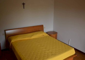 Camera da letto - Bilocale via Sant'Anna, 51, Parabiago - foto 24
