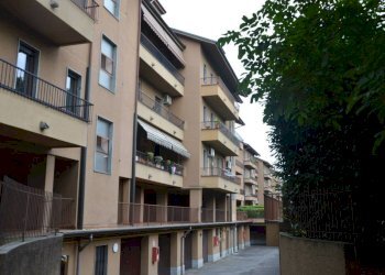 Facciata - Bilocale via Sant'Anna, 51, Parabiago - foto 36