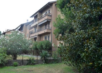 Facciata - Bilocale via Sant'Anna, 51, Parabiago - foto 39
