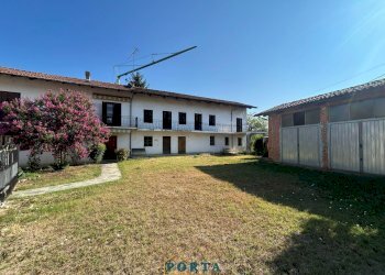Foto 3 - Casa indipendente Frazione Naviante
 
12, Farigliano - foto 3