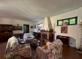 Foto 9 - Casa indipendente Frazione Naviante
 
12, Farigliano - foto 9
