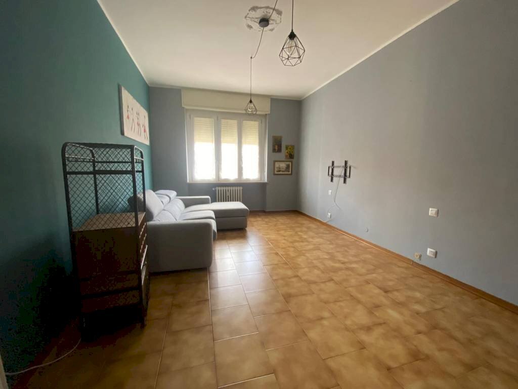 Salone - Appartamento via Lorenzo Eula, 8, Mondovì - foto 2